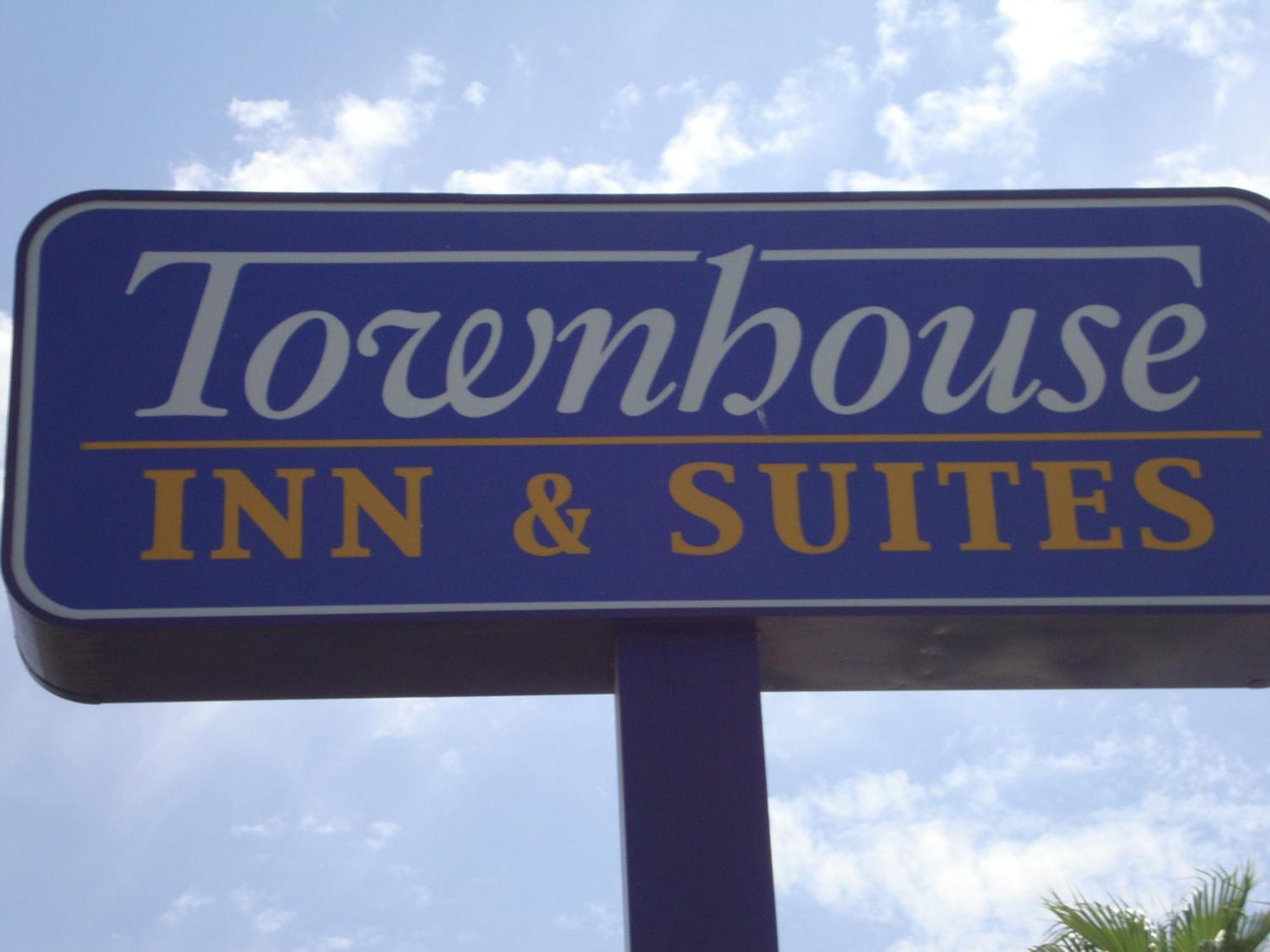 Townhouse Inn And Suites Brawley Kültér fotó