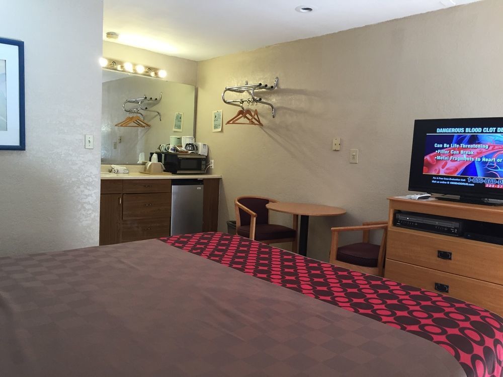 Townhouse Inn And Suites Brawley Kültér fotó